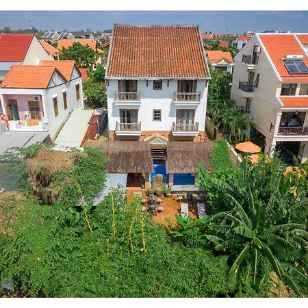 Calm House Hotel Hoi An 1 Екстер'єр фото