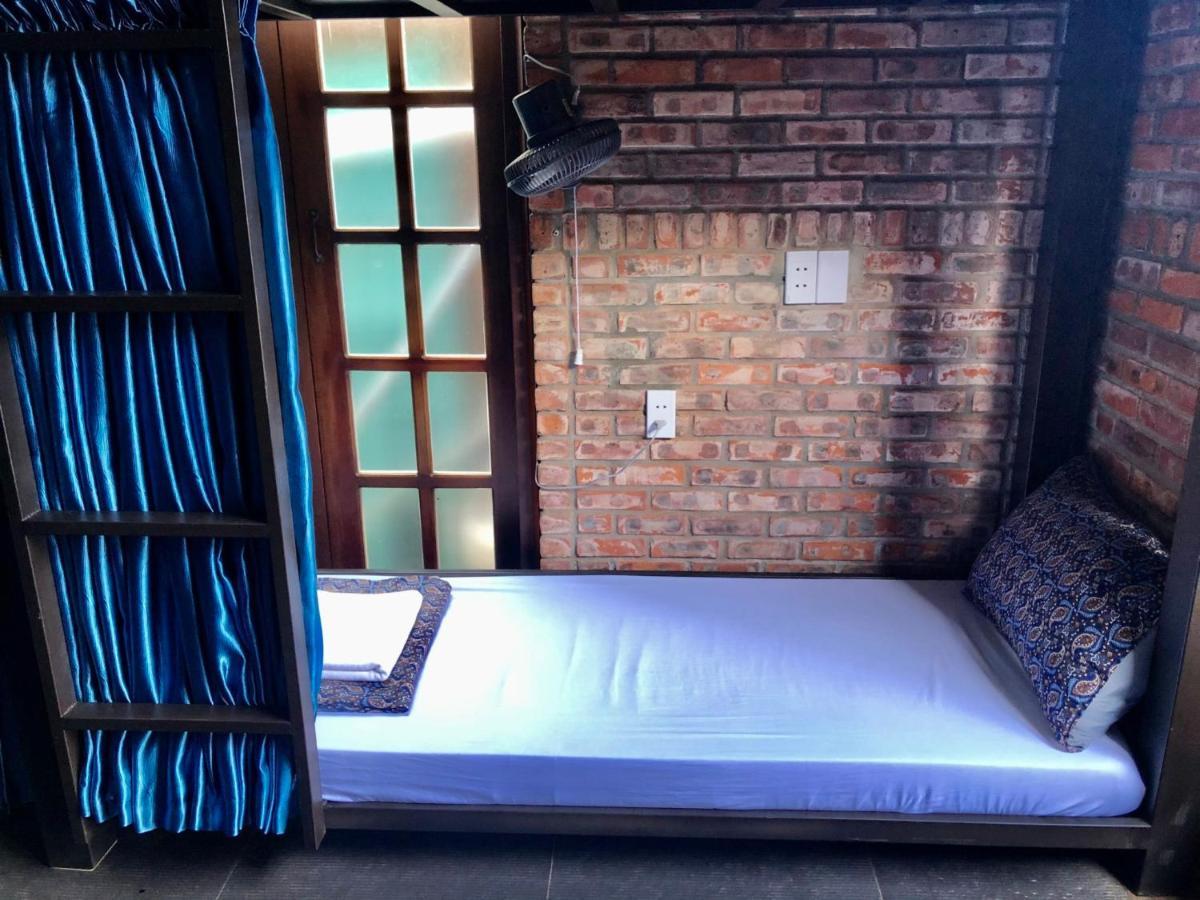 Calm House Hotel Hoi An 1 Екстер'єр фото