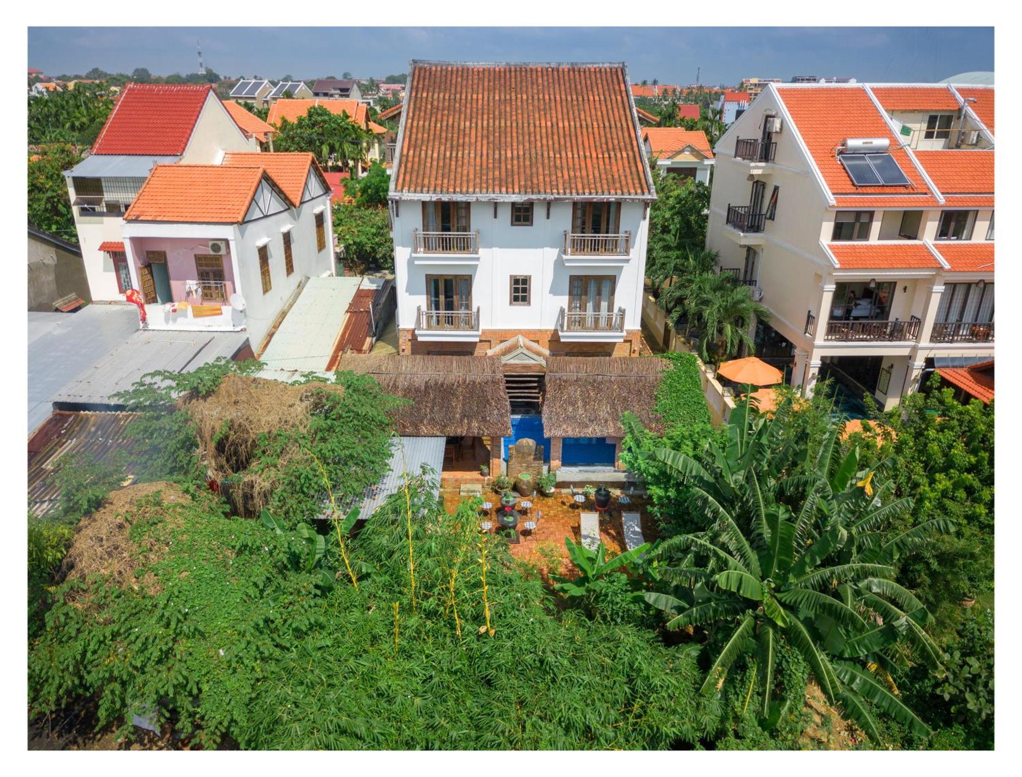 Calm House Hotel Hoi An 1 Екстер'єр фото