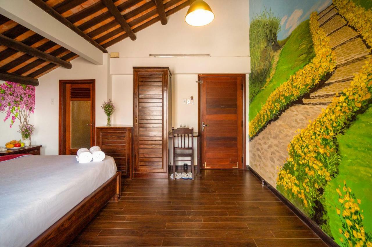 Calm House Hotel Hoi An 1 Екстер'єр фото