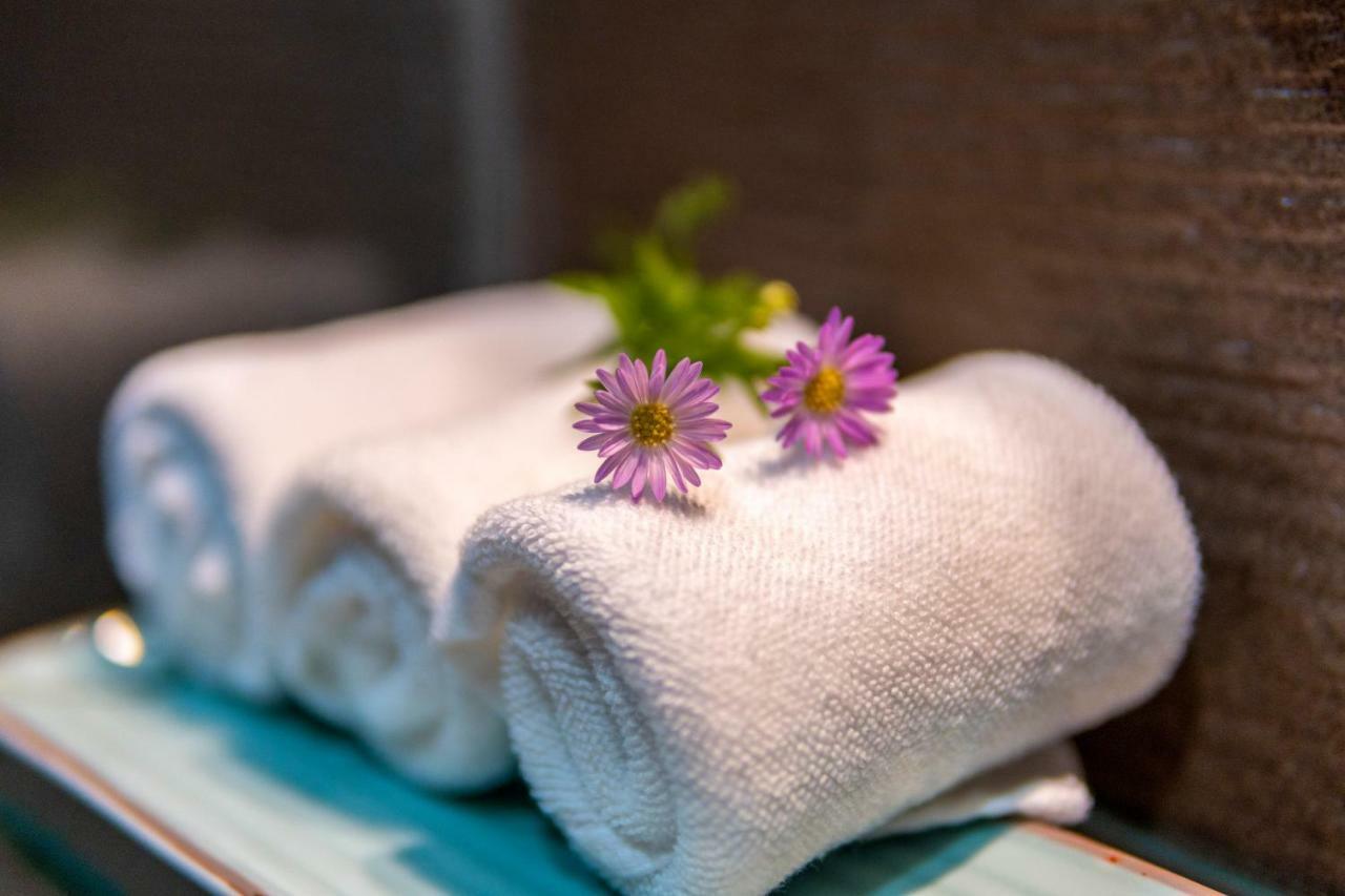 Calm House Hotel Hoi An 1 Екстер'єр фото