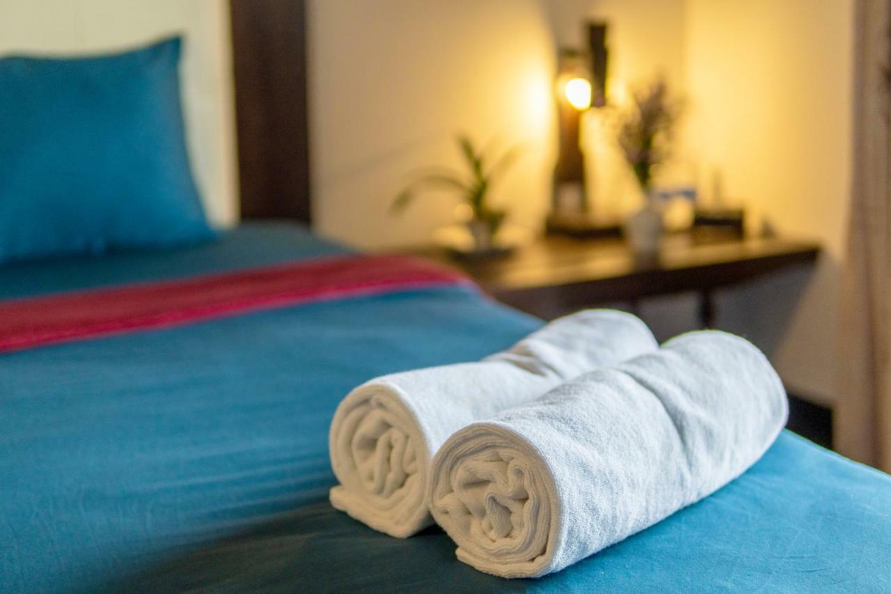 Calm House Hotel Hoi An 1 Екстер'єр фото