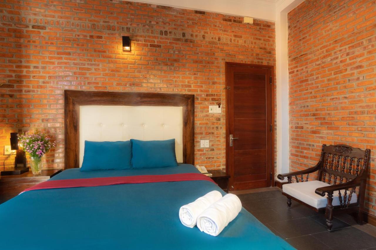 Calm House Hotel Hoi An 1 Екстер'єр фото