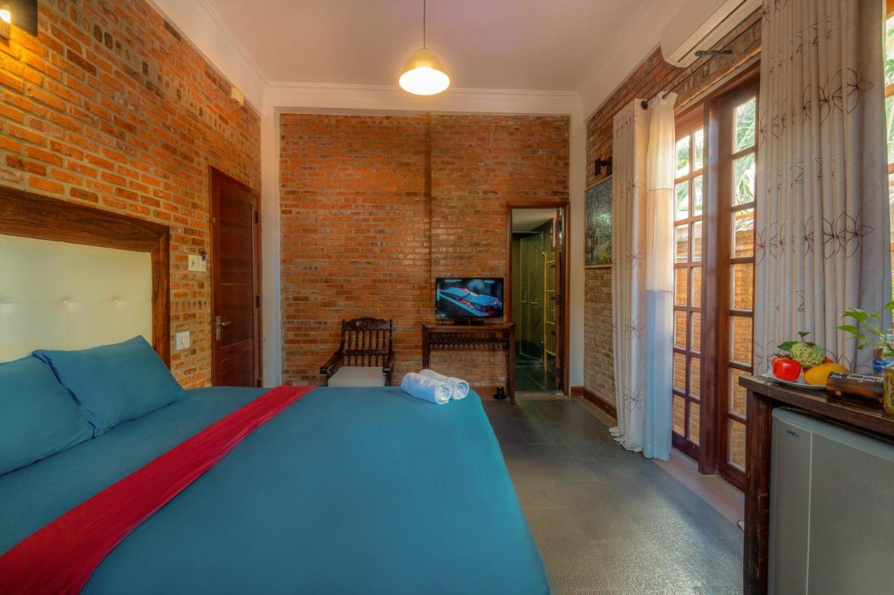 Calm House Hotel Hoi An 1 Екстер'єр фото