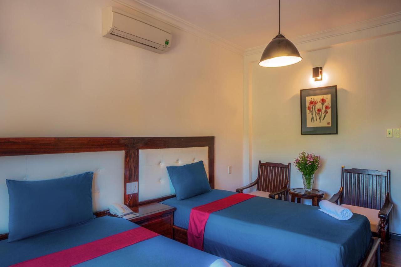 Calm House Hotel Hoi An 1 Екстер'єр фото